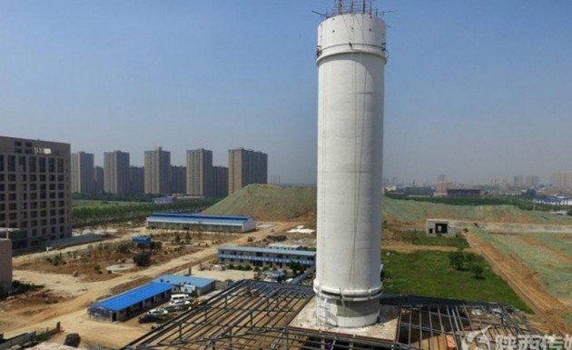 В Китае построили 100-метровый очиститель воздуха