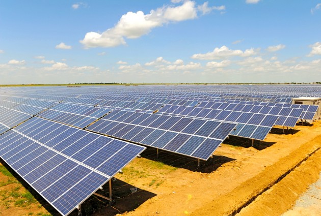 Строительство крупнейшей солнечной электростанции начинается в Абу-Даби