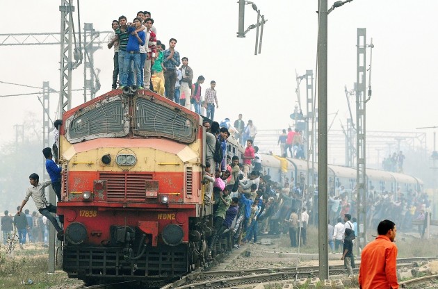 Индия запускает грандиозный проект по созданию “солнечных” поездов