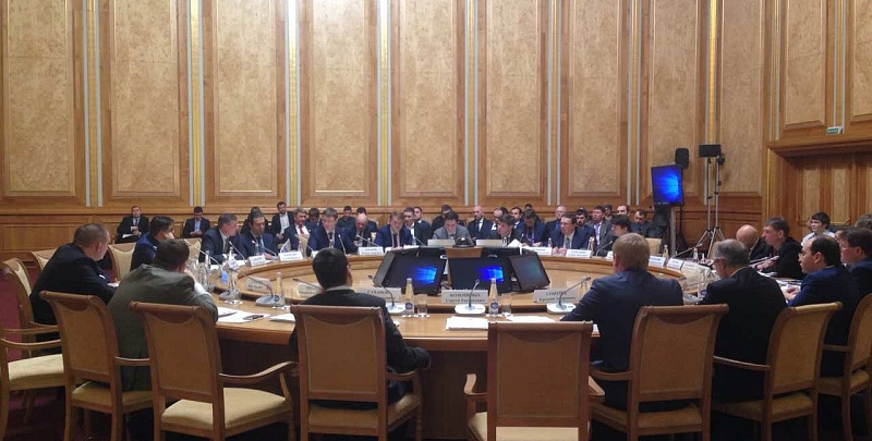 Максим Лобанов провел заседание рабочей группы по вопросам использования природного газа в качестве моторного топлива при правительственной комиссии по вопросам ТЭК